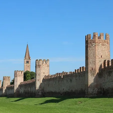 The History - Le Ca De Boron * Montagnana (Veneto)